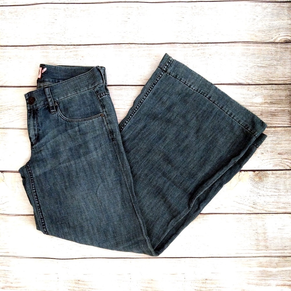 Juicy Couture Flare bell bottoms sz 26 jeans
